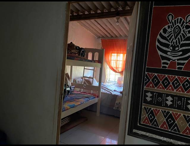 5 BEDROOM HOUSE FOR SALE IN INANDA